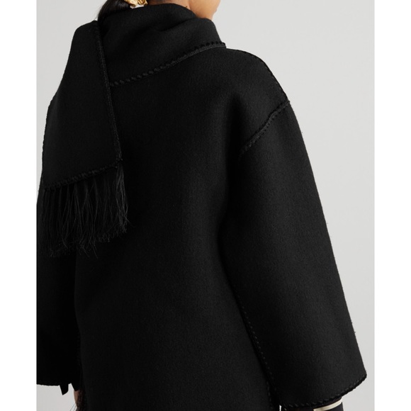 TOTEME
Draped fringed wool-blend jacket 32 - Picture 6 of 13